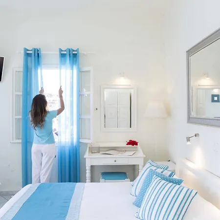 Meli Meli 3* Imerovigli (Santorini)